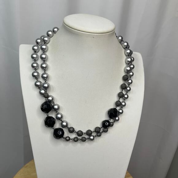 Furla Italy Italian beaded necklace gray and black beads long, wrappable jewelry - Picture 9 of 16